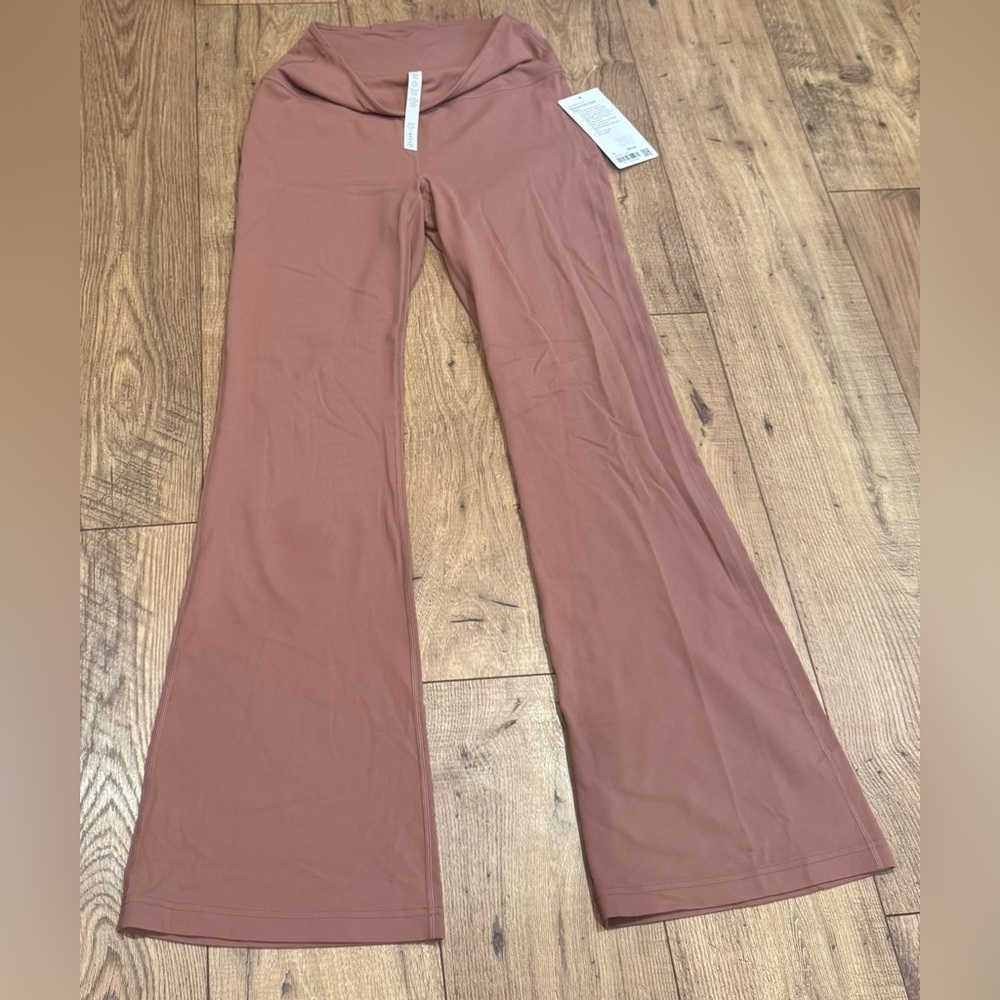 NWT! Lululemon RARE COVETED SCHI (spiced chai) Groove Pant Flare Nulu SHR